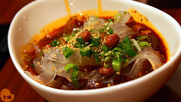 紅門宴：【食記】《紅門宴四川麻辣鴛鴦火鍋》四川媳婦的店