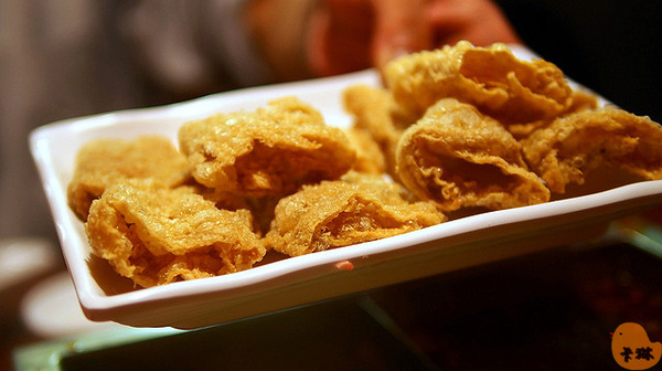 紅門宴：【食記】《紅門宴四川麻辣鴛鴦火鍋》四川媳婦的店