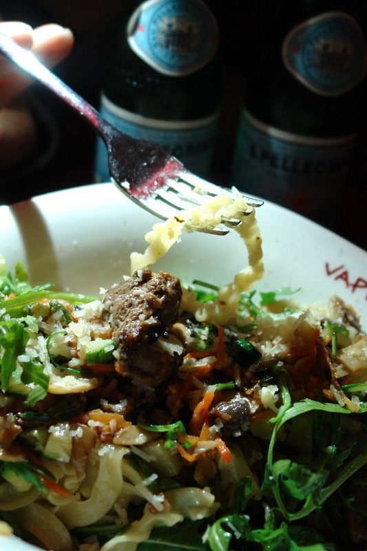 vapiano--來自德國連鎖的義大利麵--有科技晶片卡喔