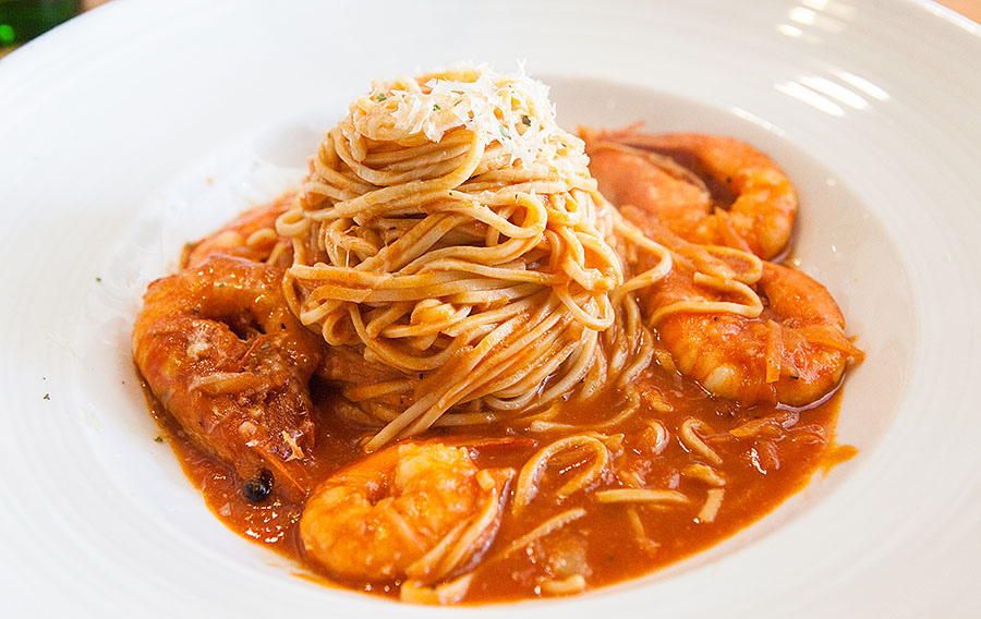 |食|高雄鹽埕 駁二旁的手工義大利麵 doR留 手工義大利麵