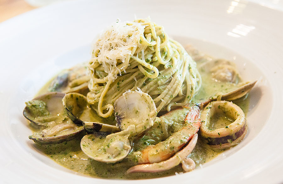 |食|高雄鹽埕 駁二旁的手工義大利麵 doR留 手工義大利麵