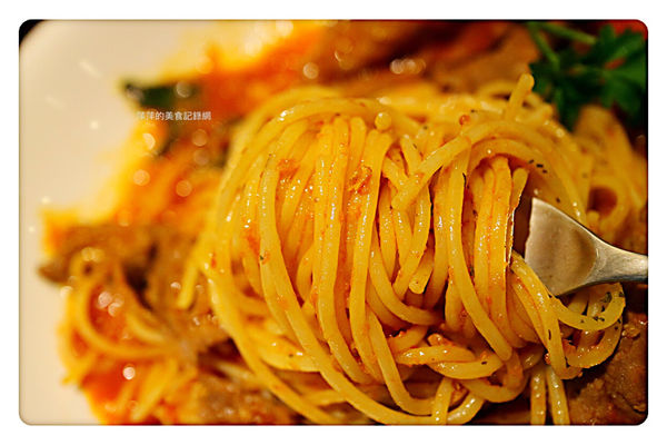 【中和美食】Mita Pasta米塔義式廚房 中和店 ~ 四號公園美食推薦❤️好吃又不貴的義式料理 - 捷運永安市場站