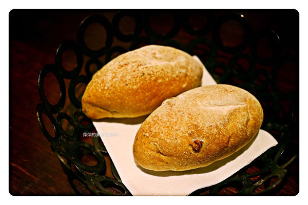 【中和美食】Mita Pasta米塔義式廚房 中和店 ~ 四號公園美食推薦❤️好吃又不貴的義式料理 - 捷運永安市場站