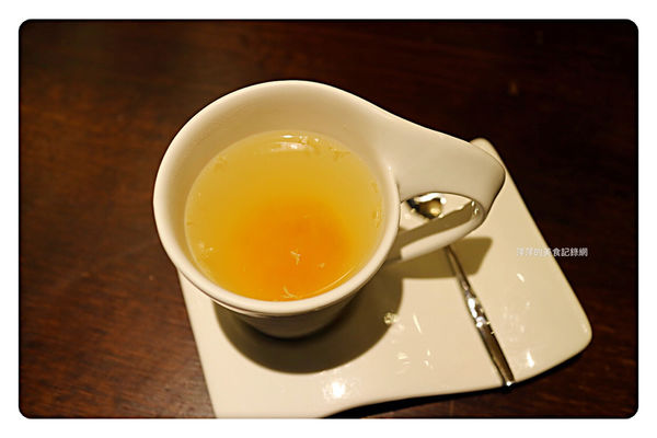 【中和美食】Mita Pasta米塔義式廚房 中和店 ~ 四號公園美食推薦❤️好吃又不貴的義式料理 - 捷運永安市場站