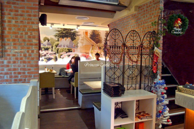 PC143121.JPG PC143121.JPG