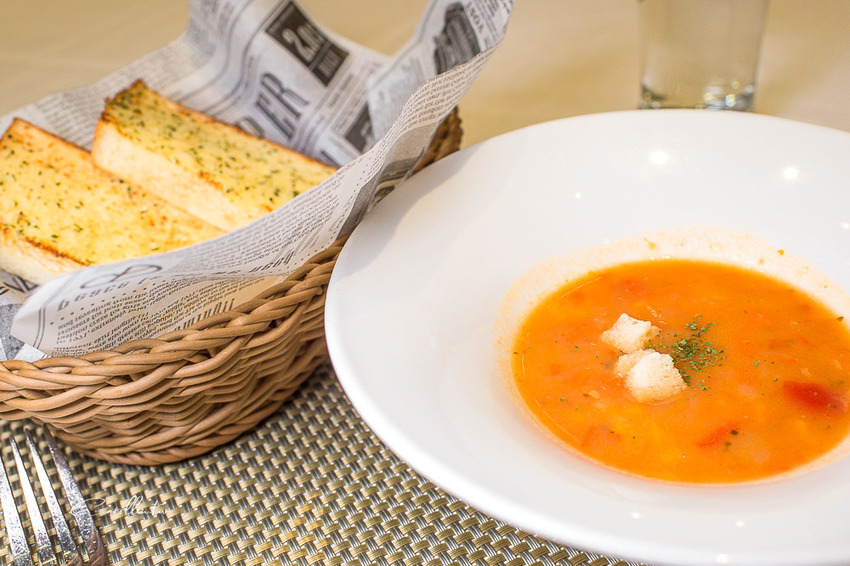 富信大飯店 汎塔莎西餐廳 - 近南港展覽館 免費接駁車 - 卡琳。摸魚兒趣