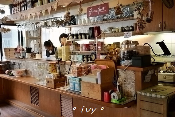 布蕾咖啡：♡ 新竹食 ♡ 布蕾咖啡。溫馨可愛的鄉村風咖啡店