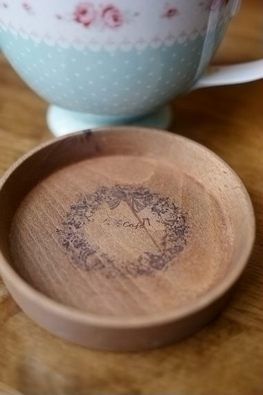 布蕾咖啡：♡ 新竹食 ♡ 布蕾咖啡。溫馨可愛的鄉村風咖啡店