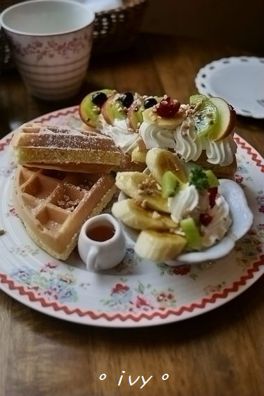 布蕾咖啡：♡ 新竹食 ♡ 布蕾咖啡。溫馨可愛的鄉村風咖啡店