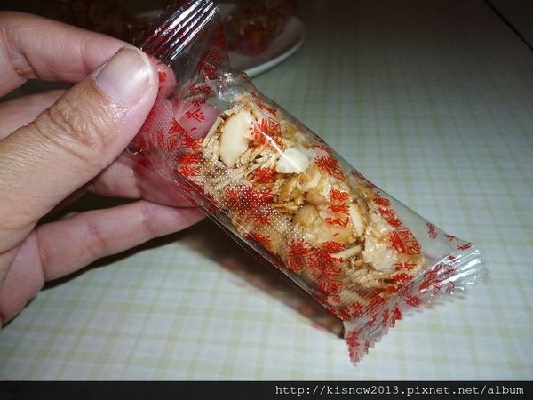 志明花生糖：純手工製作,好吃不黏牙-台灣百大伴手禮宅配美食志明花生糖体驗心得