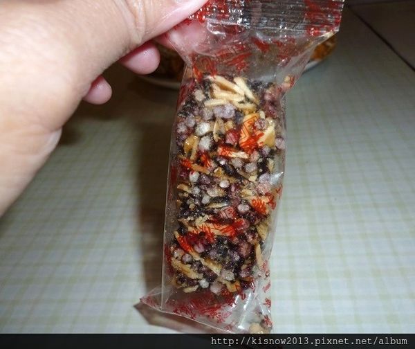 志明花生糖：純手工製作,好吃不黏牙-台灣百大伴手禮宅配美食志明花生糖体驗心得