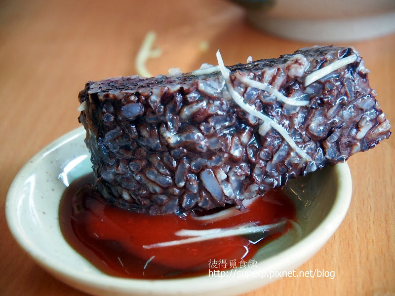 [中台灣食記]台中的南屯豬腳麵線：澎湃美味的小腸冬粉和鴨肉湯