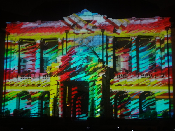 2013築光臺中3D光雕藝術節：1021101[官本金文愛台灣]臺灣首創2013築光臺中3D光雕藝術節把100年古蹟台中州廳生日慶典一同穿梭3D華麗的時光隧道