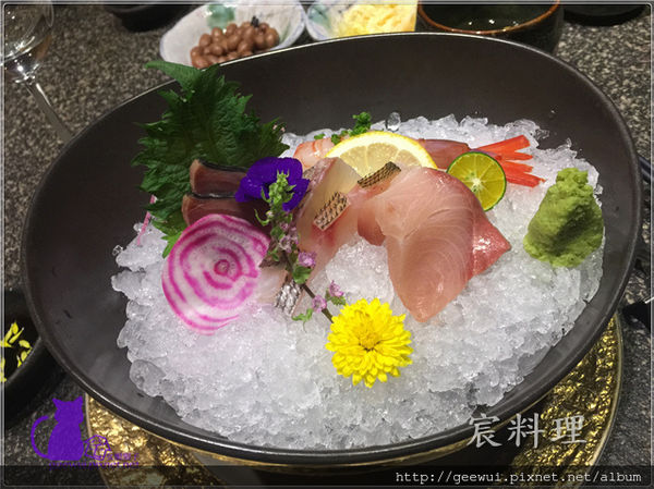 宸料理頂級日式料理:信義區美食 宸料理 極致工藝展現的超精緻無菜單料理!信義區最低調的奢華空間,最頂級的法式日本料理! 完美演繹台灣食材、日式精工、法式擺盤! 宸料理頂級日式料理:信義區美食 宸料理 極致工藝展現的超精緻無菜單料理!信義區最低調的奢華空間,最頂級的法式日本料理! 完美演繹台灣食材、日式精工、法式擺盤!