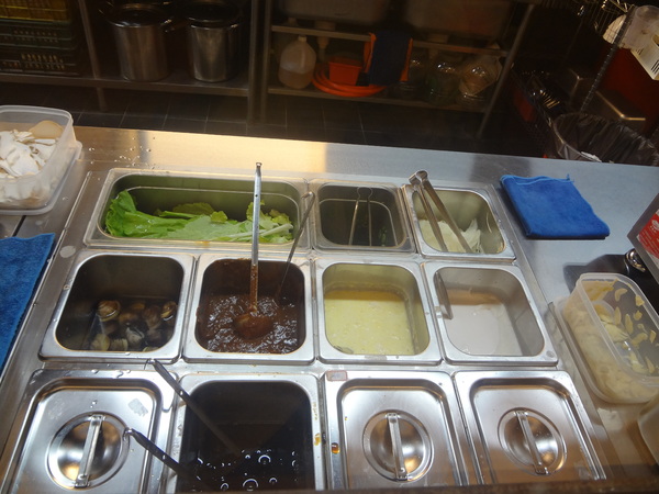 丸太拉麵(工學店)：1021210[官本金文愛台灣口碑券第21彈]丸太拉麵(工學店)柴米油鹽醬醋茶每一碗都是幸福又感動