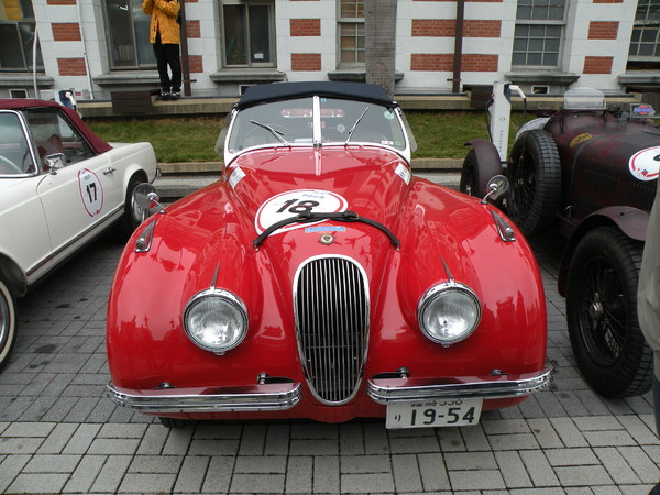 感謝臺灣2013 RALLY NIPPON古董車環台(臺中場)：1021128[官本金文愛台灣]2013 RALLY NIPPON古董車環台創辦人小林雄介感謝臺灣於日本311震災時大力協助賑災