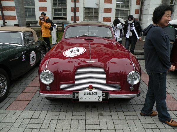 感謝臺灣2013 RALLY NIPPON古董車環台(臺中場)：1021128[官本金文愛台灣]2013 RALLY NIPPON古董車環台創辦人小林雄介感謝臺灣於日本311震災時大力協助賑災