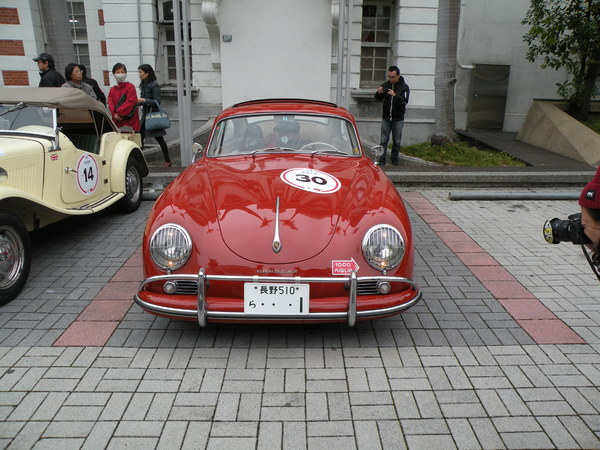 感謝臺灣2013 RALLY NIPPON古董車環台(臺中場)：1021128[官本金文愛台灣]2013 RALLY NIPPON古董車環台創辦人小林雄介感謝臺灣於日本311震災時大力協助賑災