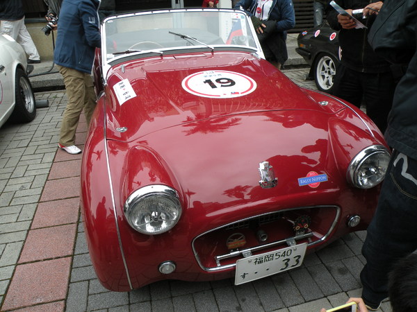 感謝臺灣2013 RALLY NIPPON古董車環台(臺中場)：1021128[官本金文愛台灣]2013 RALLY NIPPON古董車環台創辦人小林雄介感謝臺灣於日本311震災時大力協助賑災