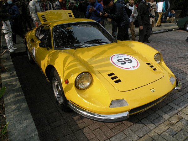 感謝臺灣2013 RALLY NIPPON古董車環台(臺中場)：1021128[官本金文愛台灣]2013 RALLY NIPPON古董車環台創辦人小林雄介感謝臺灣於日本311震災時大力協助賑災