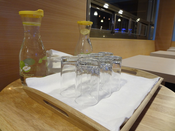 千柏咖啡 champloo Cafe：1020901[官本金文愛台灣]千柏champloo Cafe終於被雷到了CC空有裝潢一百分但是食物與服務待加強