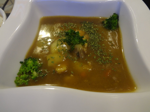 藍色地圖咖啡館：1021001[官本金文愛台灣]第三雷空有地中海風格的藍色地圖咖啡館Bule Map餐點須再加強