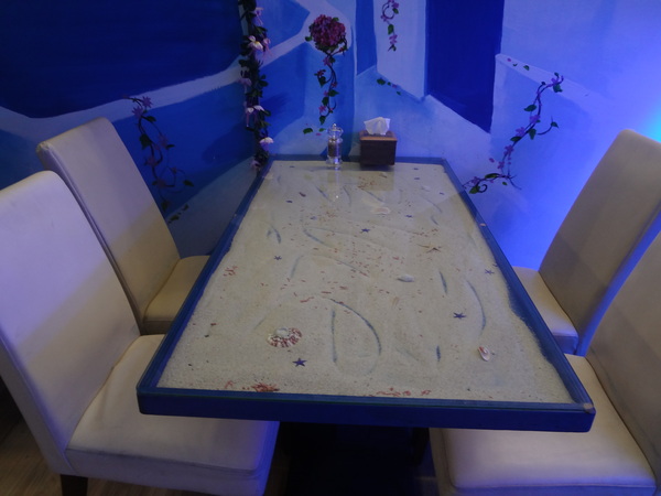 藍色地圖咖啡館：1021001[官本金文愛台灣]第三雷空有地中海風格的藍色地圖咖啡館Bule Map餐點須再加強