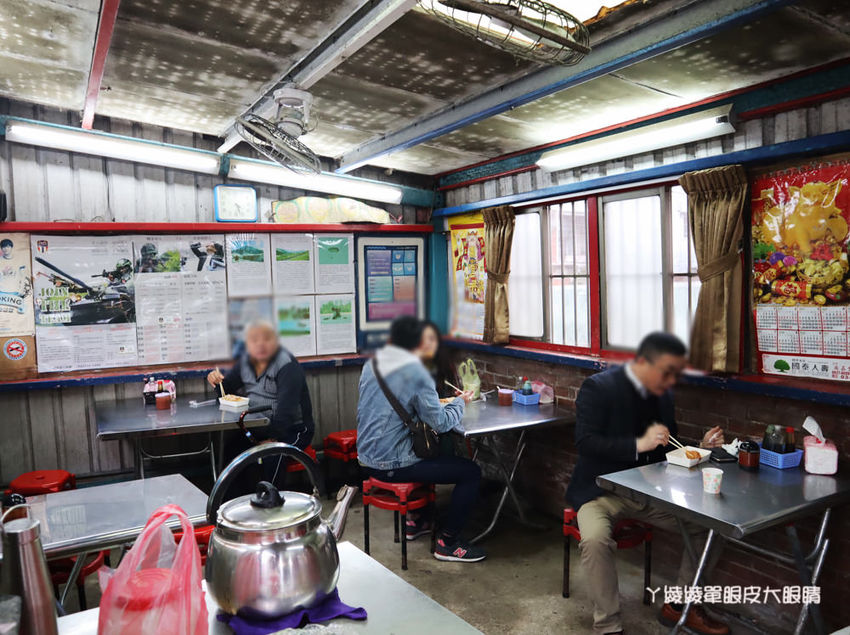 新竹美食推薦！飄味三十多年超啾喜的關西臭豆腐，好喜歡親切的關西人