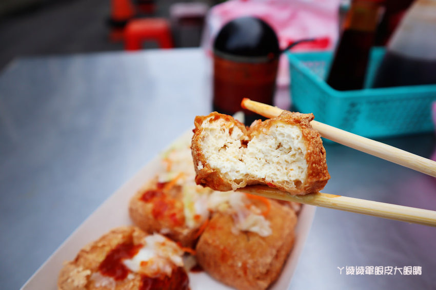 新竹美食推薦！飄味三十多年超啾喜的關西臭豆腐，好喜歡親切的關西人