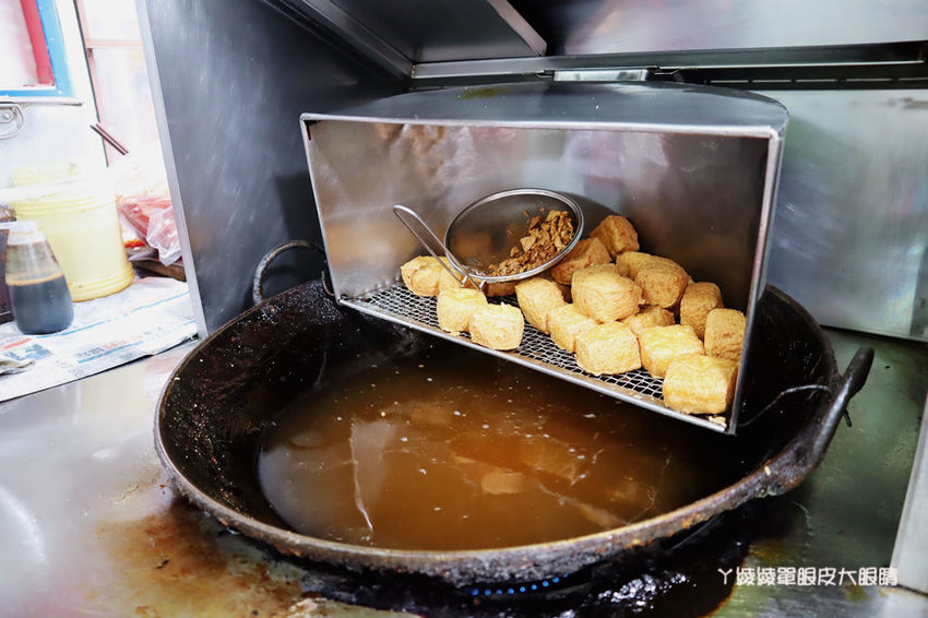 新竹美食推薦！飄味三十多年超啾喜的關西臭豆腐，好喜歡親切的關西人