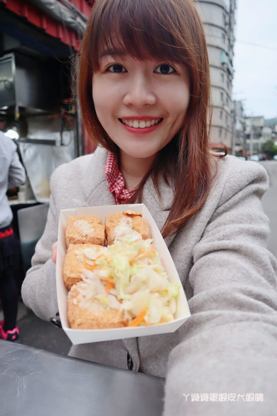 新竹美食推薦!飄味三十多年超啾喜的關西臭豆腐,好喜歡親切的關西人