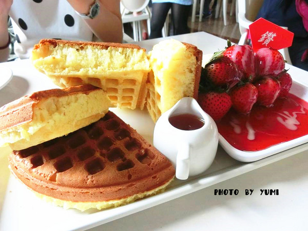 咖啡鑽:【台中食記】二訪!讓人難以忘懷的扎實感鬆餅@咖啡鑽 咖啡鑽:【台中食記】二訪!讓人難以忘懷的扎實感鬆餅@咖啡鑽