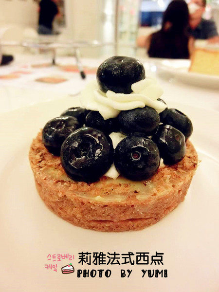 莉雅法式西點 Leah Cafe and Patisserie:【邀稿】夢幻甜點搭配豪華鹹派無敵好吃~親切服務免服務費~大推!!@莉雅法式西點 莉雅法式西點 Leah Cafe and Patisserie:【邀稿】夢幻甜點搭配豪華鹹派無敵好吃~親切服務免服務費~大推!!@莉雅法式西點