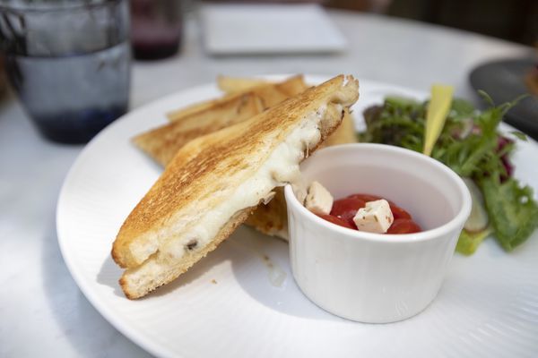 山蘭居 初衣食午 - 2