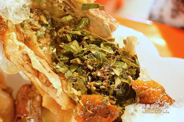 台灣古早味甕窯雞(礁溪總店)：礁溪爆漿【甕窯雞】和【火山爆發雞】評筆