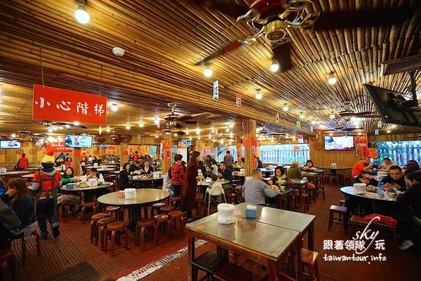 台灣古早味甕窯雞(礁溪總店)：礁溪爆漿【甕窯雞】和【火山爆發雞】評筆