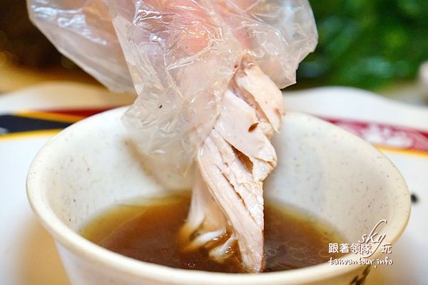 台灣古早味甕窯雞(礁溪總店)：礁溪爆漿【甕窯雞】和【火山爆發雞】評筆