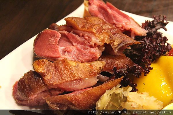 饕客Foodies:台北/內湖 內湖科學園區內,中西合併,紅磚復古混搭現代風挑高餐廳!【Foodies饕客創意台菜】捷運港墘站 饕客Foodies:台北/內湖 內湖科學園區內,中西合併,紅磚復古混搭現代風挑高餐廳!【Foodies饕客創意台菜】捷運港墘站