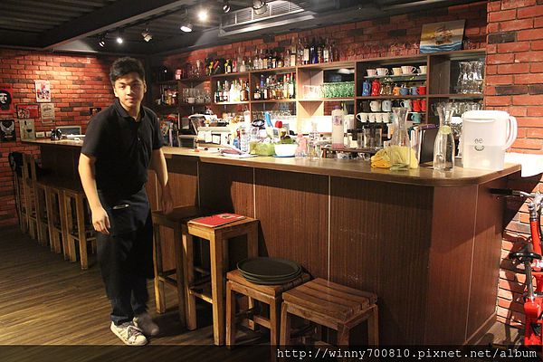 饕客Foodies:台北/內湖 內湖科學園區內,中西合併,紅磚復古混搭現代風挑高餐廳!【Foodies饕客創意台菜】捷運港墘站 饕客Foodies:台北/內湖 內湖科學園區內,中西合併,紅磚復古混搭現代風挑高餐廳!【Foodies饕客創意台菜】捷運港墘站