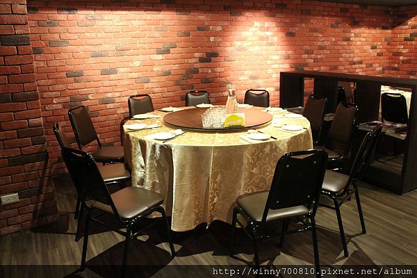 饕客Foodies:台北/內湖 內湖科學園區內,中西合併,紅磚復古混搭現代風挑高餐廳!【Foodies饕客創意台菜】捷運港墘站 饕客Foodies:台北/內湖 內湖科學園區內,中西合併,紅磚復古混搭現代風挑高餐廳!【Foodies饕客創意台菜】捷運港墘站