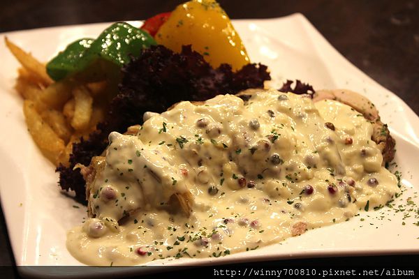 饕客Foodies:台北/內湖 內湖科學園區內,中西合併,紅磚復古混搭現代風挑高餐廳!【Foodies饕客創意台菜】捷運港墘站 饕客Foodies:台北/內湖 內湖科學園區內,中西合併,紅磚復古混搭現代風挑高餐廳!【Foodies饕客創意台菜】捷運港墘站