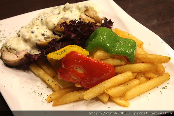 饕客Foodies:台北/內湖 內湖科學園區內,中西合併,紅磚復古混搭現代風挑高餐廳!【Foodies饕客創意台菜】捷運港墘站 饕客Foodies:台北/內湖 內湖科學園區內,中西合併,紅磚復古混搭現代風挑高餐廳!【Foodies饕客創意台菜】捷運港墘站