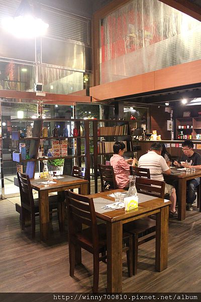 饕客Foodies:台北/內湖 內湖科學園區內,中西合併,紅磚復古混搭現代風挑高餐廳!【Foodies饕客創意台菜】捷運港墘站 饕客Foodies:台北/內湖 內湖科學園區內,中西合併,紅磚復古混搭現代風挑高餐廳!【Foodies饕客創意台菜】捷運港墘站