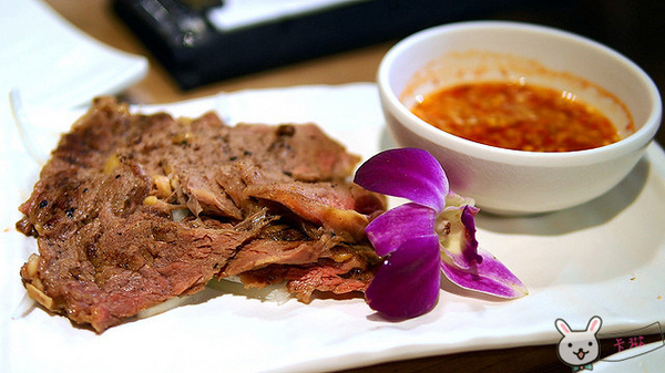 Lacuz 新泰食餐廳(台大公館店):【食記】《Lacuz 新泰食餐廳》泰式單點吃到飽 Lacuz 新泰食餐廳(台大公館店):【食記】《Lacuz 新泰食餐廳》泰式單點吃到飽