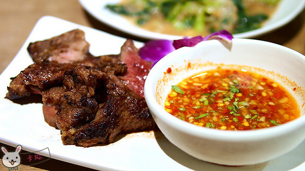 Lacuz 新泰食餐廳(台大公館店):【食記】《Lacuz 新泰食餐廳》泰式單點吃到飽 Lacuz 新泰食餐廳(台大公館店):【食記】《Lacuz 新泰食餐廳》泰式單點吃到飽