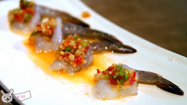 Lacuz 新泰食餐廳(台大公館店):【食記】《Lacuz 新泰食餐廳》泰式單點吃到飽 Lacuz 新泰食餐廳(台大公館店):【食記】《Lacuz 新泰食餐廳》泰式單點吃到飽