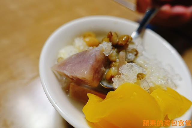 [食記] 台北大安-Lacuz 泰食-樂 哭泣的老虎牛肉與蒜香完美結合 鮮蝦粉絲煲絲絲入味 依人數出餐道道經典 台北美食