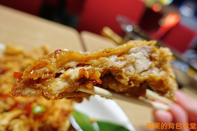 [食記] 台北大安-Lacuz 泰食-樂 哭泣的老虎牛肉與蒜香完美結合 鮮蝦粉絲煲絲絲入味 依人數出餐道道經典 台北美食