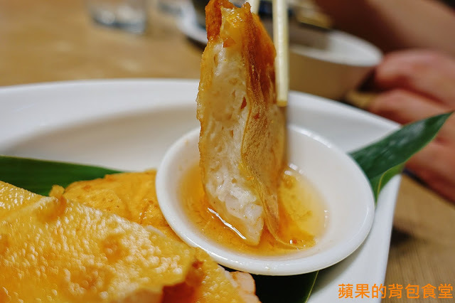 [食記] 台北大安-Lacuz 泰食-樂 哭泣的老虎牛肉與蒜香完美結合 鮮蝦粉絲煲絲絲入味 依人數出餐道道經典 台北美食