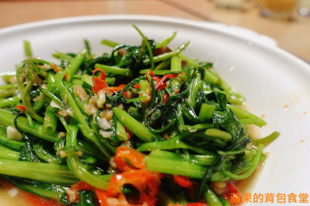 [食記] 台北大安-Lacuz 泰食-樂 哭泣的老虎牛肉與蒜香完美結合 鮮蝦粉絲煲絲絲入味 依人數出餐道道經典 台北美食